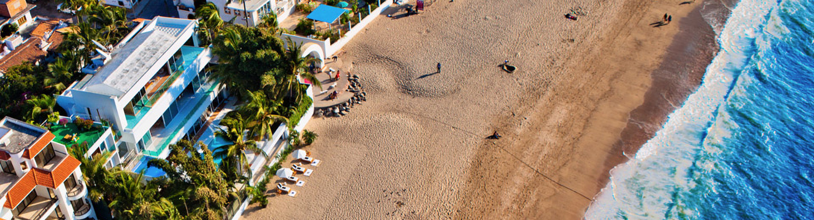 Villa Puerto Vallarta 1 - Downtown Puerto Vallarta just a short walk from the Malecon boardwalk of Puerto Vallarta - Perfect location for easy access to nightlife and dining.